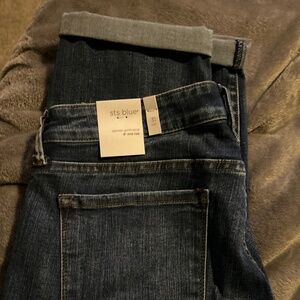 NWT STS Blue Darren Mid Rise roll cuff Girlfriend Jean, size 12